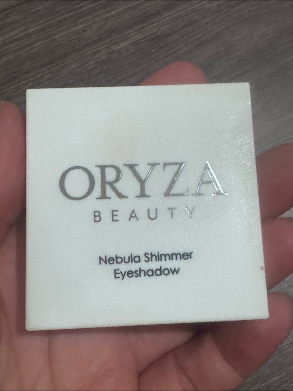 Oryza Beauty Nebula Shimmer Eyeshadow - Pearl White